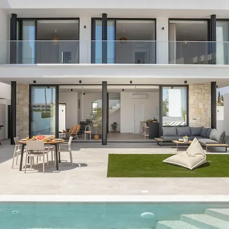 Aqua Pearl 3 Villa *