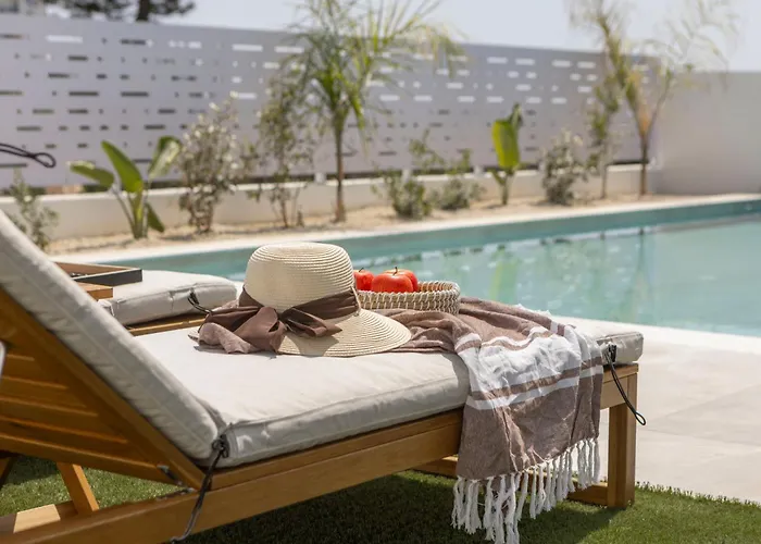 Villa Aqua Pearl 3 *