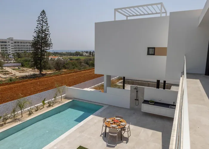 Aqua Pearl 3 * Protaras